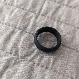 NWT Men's Silicone Wedding Band size 9